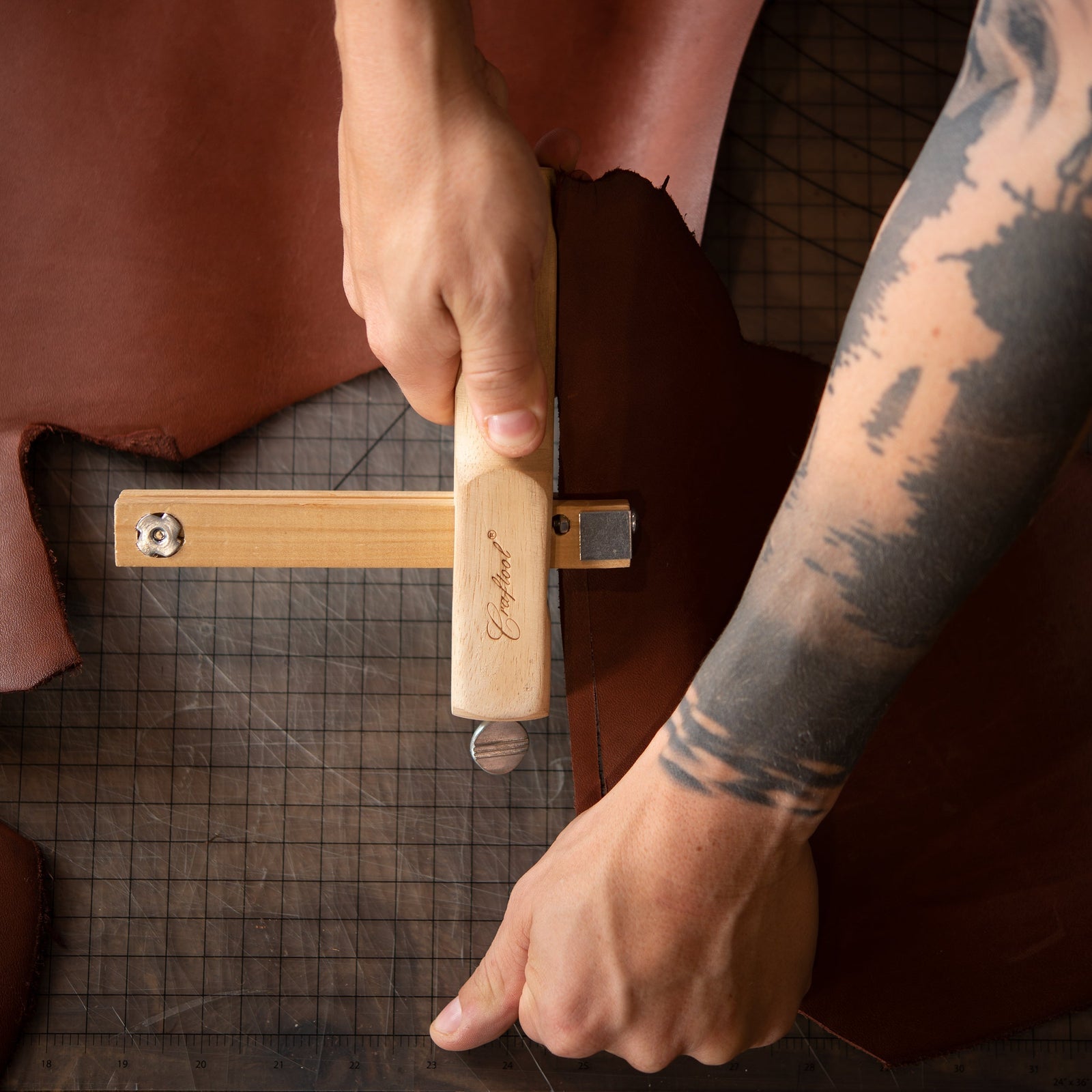 Beginner’s Guide to Leathercraft: Tools, Terms & Easy First Projects