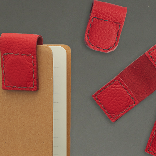 Gift Idea: Magnetic Bookmark with Poema Leatherwork