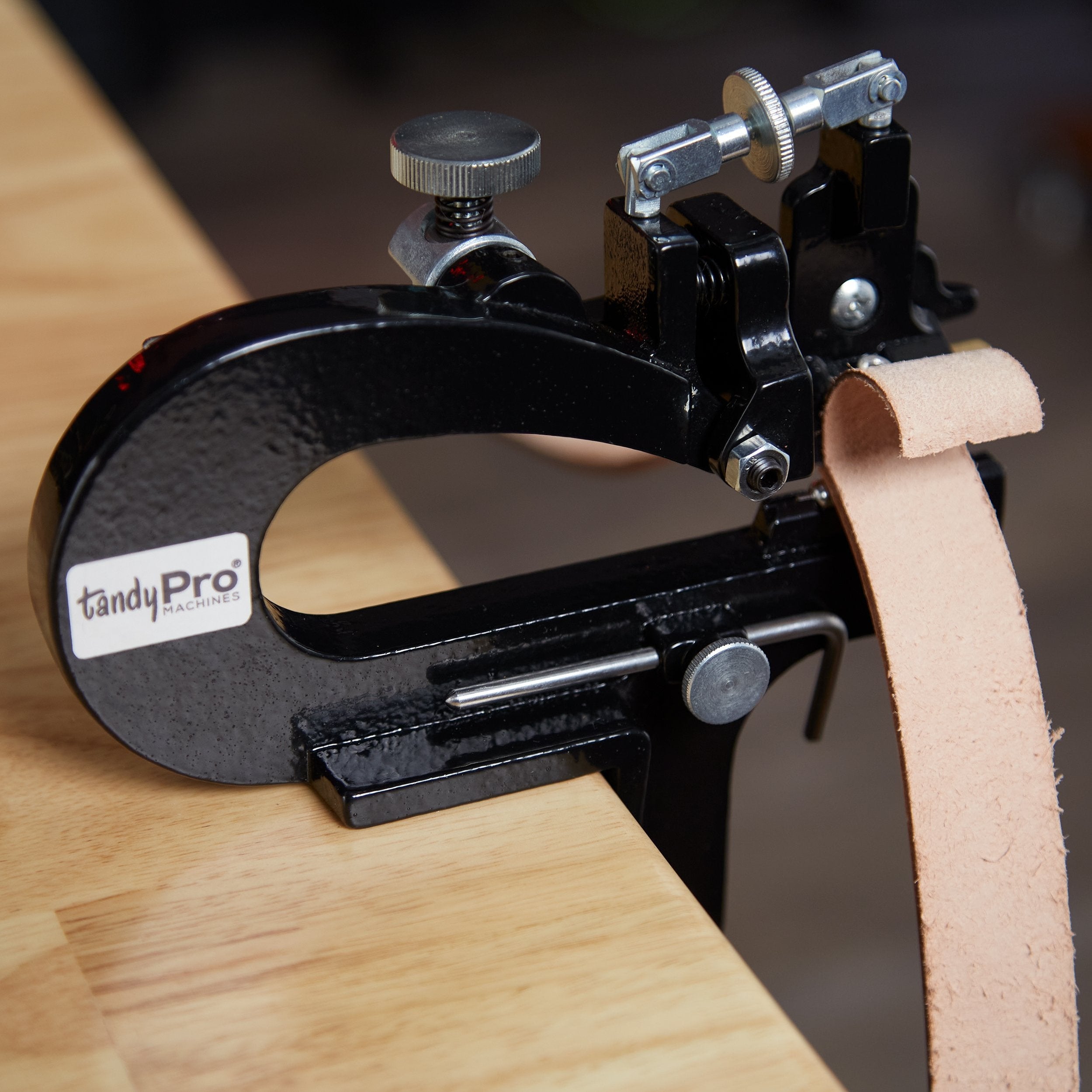 Skiving Patterns TandyPro® Skiving Machine — Tandy Leather, Inc.