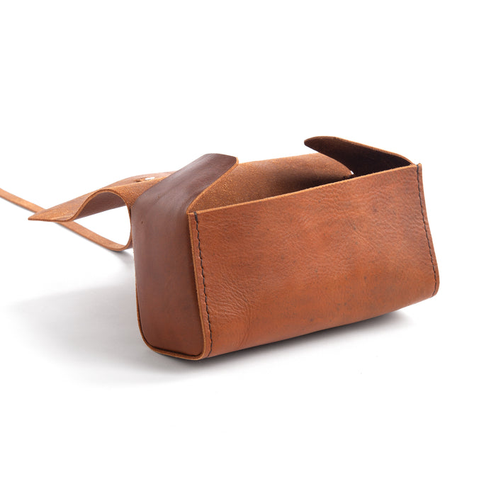 Tandy Leather - A durable Dopp kit is essential when traveling! This custom  leather Maker's Leather Supply original has a vintage look you can custom  make for a leather lover. #TandyLeather