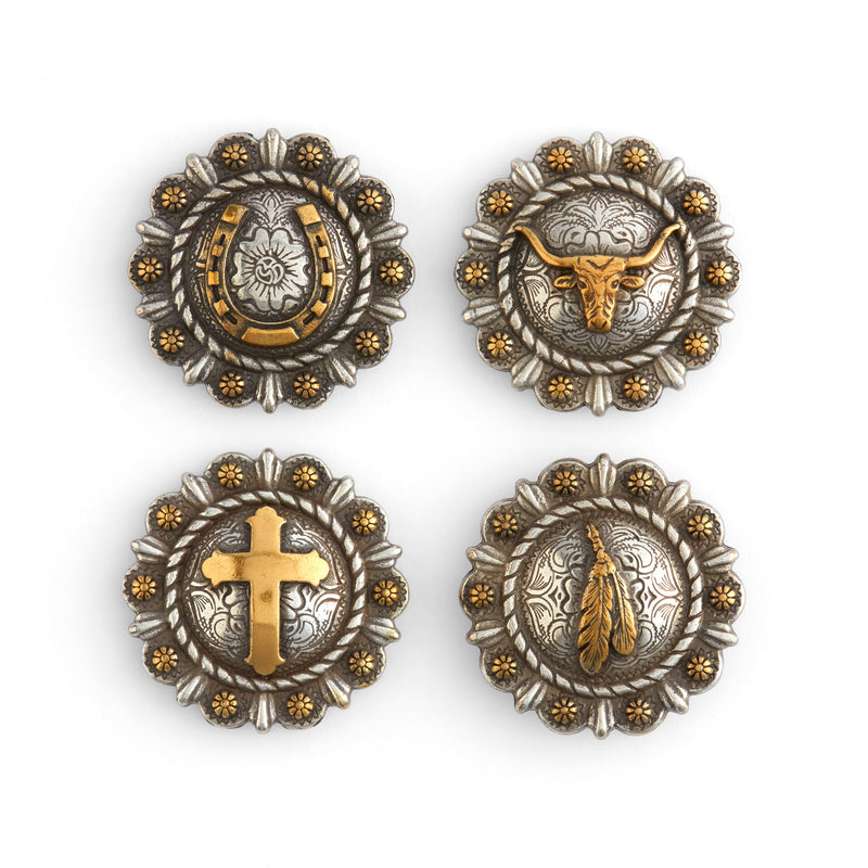 Conchos redondos de bayas en cuerda con motivo central