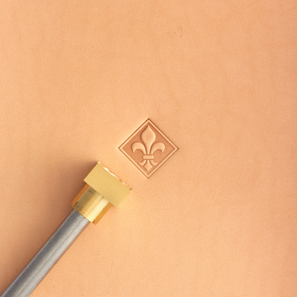 Fleur-di-Lis Square Geometric Brass Stamp | Tandy Leather — Tandy