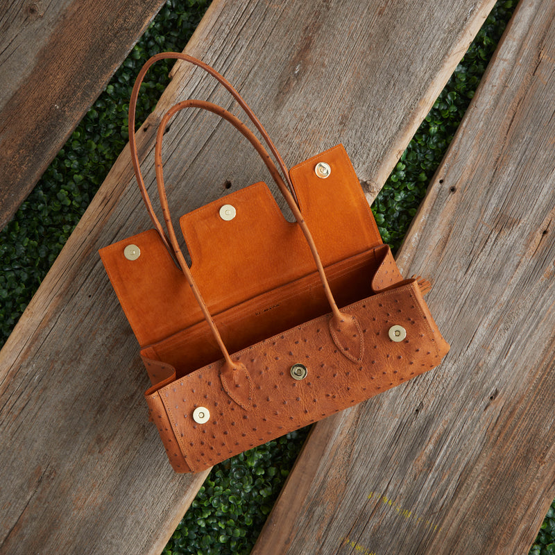 Côté gaufré en autruche