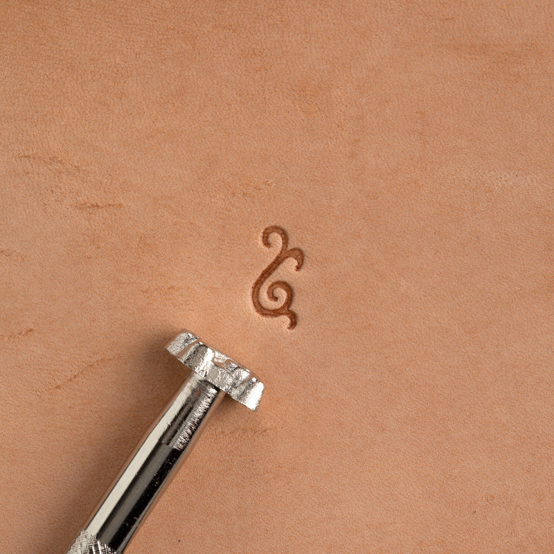 Craftool® Scroll Border Stamp