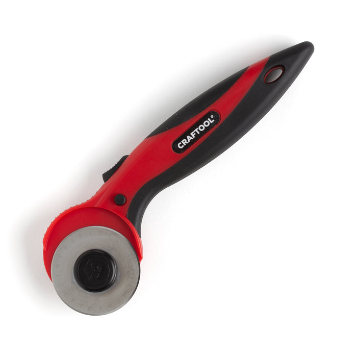https://tandyleather.com/cdn/shop/products/3042-01-CRAFTOOL-EASY-GRIP-ROTARY-CUTTER-BLK-RED-SILO-2_700x700.jpg?v=1655219184