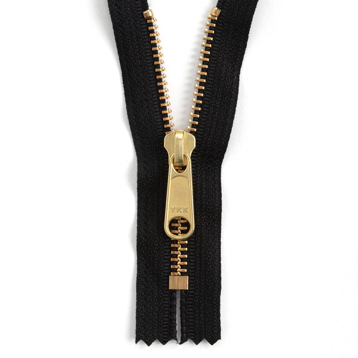 YKK #5 Black Nylon Zipper Chain 6 ft. (1.8 m) — Tandy Leather, Inc.