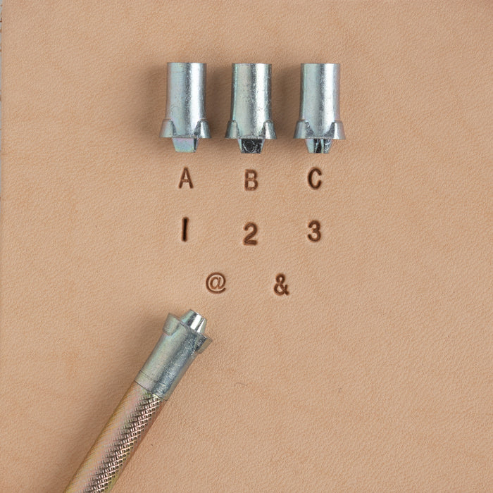 Ensemble alphabet et chiffres Craftool® 1/8" (3 mm)